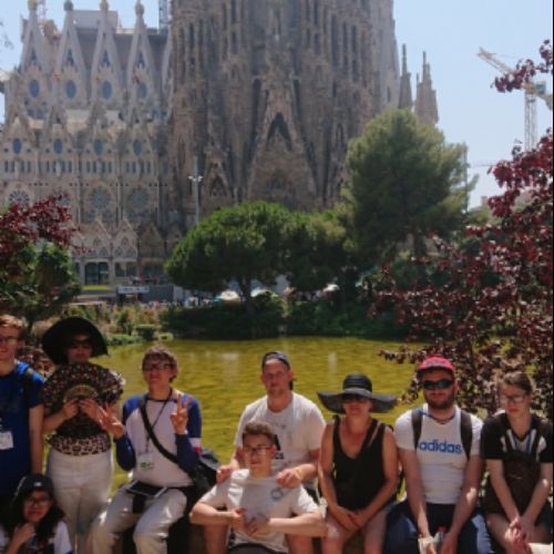 Group in front of Sagrada Familia